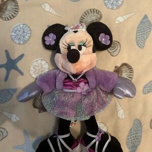 18 inch plush Minnie Mouse Princess